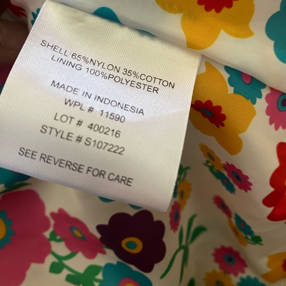 Waterproof Tan Trench Coat Floral Lining Pockets NWT Size 8 - Picture 7 of 8